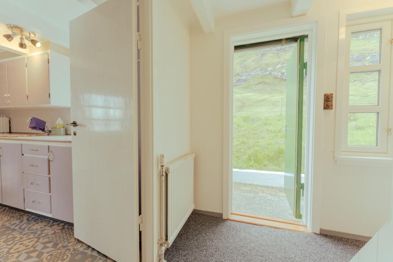Authentic Faroese House / Unique Location / Nature Hellurnar 外观 照片